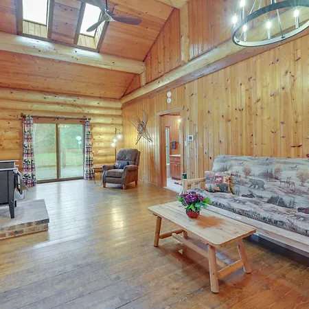 Dog-Friendly Arlington Cabin With Private Hot Tub! Exterior photo
