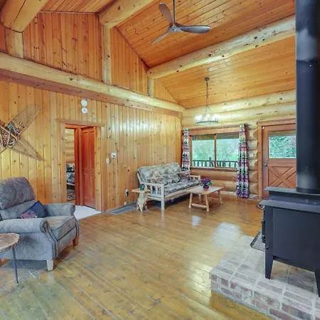 Dog-Friendly Arlington Cabin With Private Hot Tub! Exterior photo